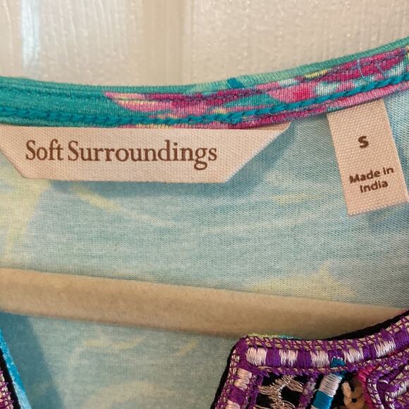 Soft Surroundings S multi color tunic top - Picture 3 of 7